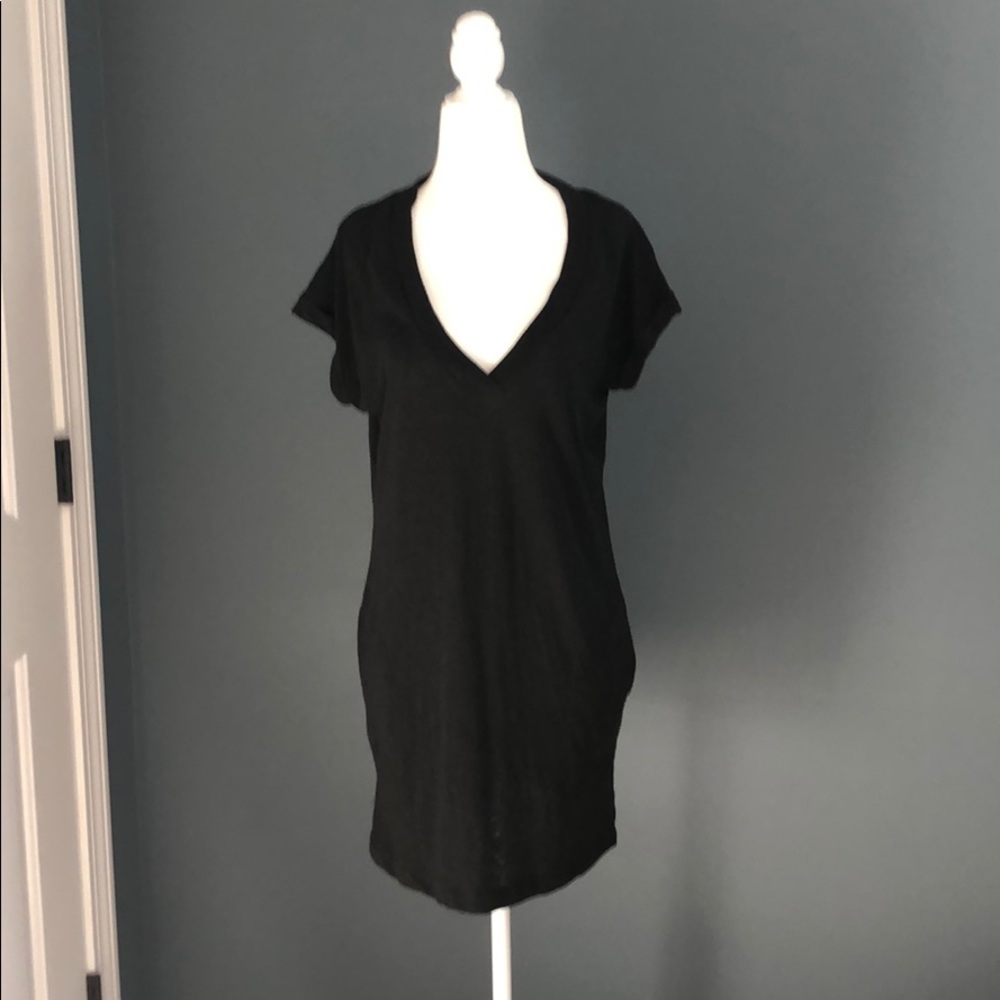Black Vici t-shirt dress with pockets